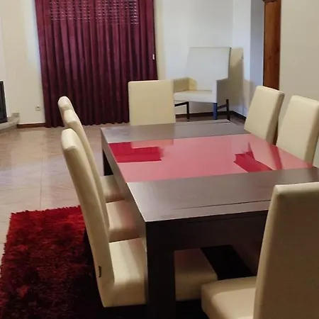 Semesterbostad Casa 5 Quartos Em