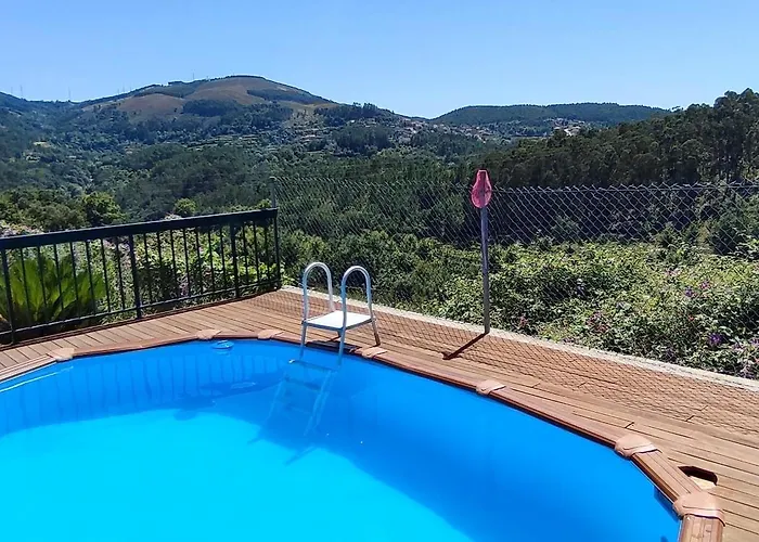 Casa 5 Quartos Em בית נופש