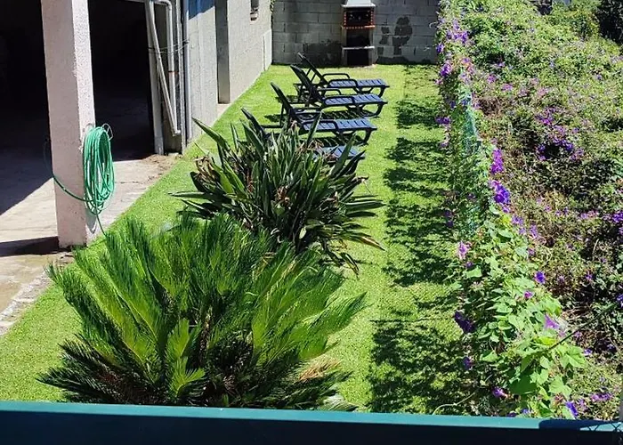 Casa 5 Quartos Em בית נופש *